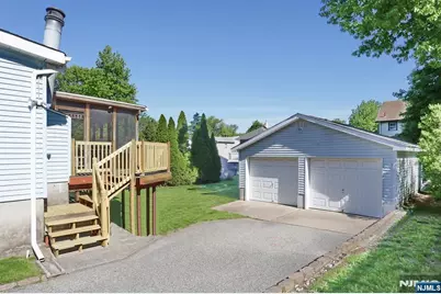116 W Quackenbush Avenue, Dumont, NJ 07628 - Photo 37