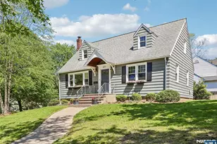 571 Laurel Rd, Ridgewood, NJ 07450 - Photo 1
