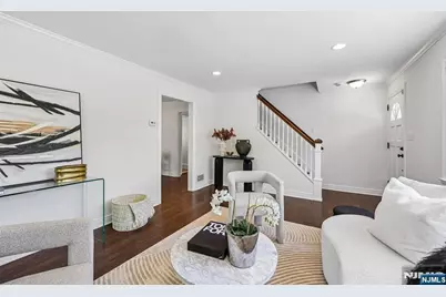 571 Laurel Road, Ridgewood, NJ 07450 - Photo 5