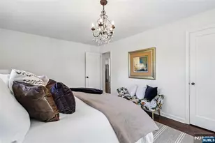 571 Laurel Rd, Ridgewood, NJ 07450 - Photo 11