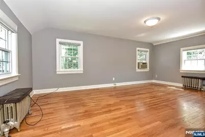 161 Wyckoff Avenue, Wyckoff Township, NJ 07481 - Photo 9