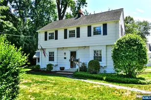 161 Wyckoff Ave, Wyckoff Township, NJ 07481 - Photo 1