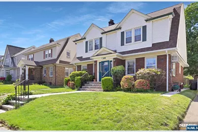 106 Maple Street, Rutherford, NJ 07070 - Photo 3