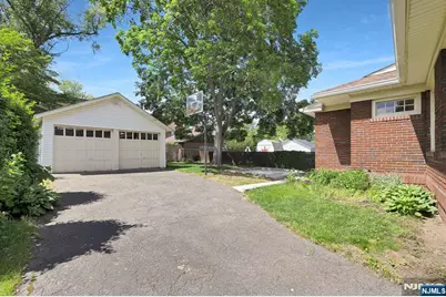 106 Maple Street, Rutherford, NJ 07070 - Photo 49