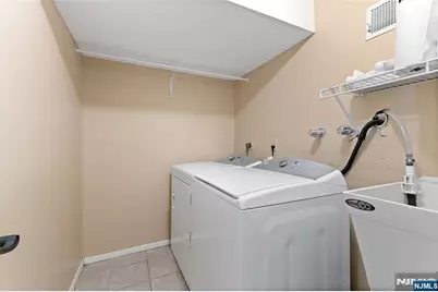 1357 Stephanie Drive, Caldwell, NJ 07006 - Photo 29