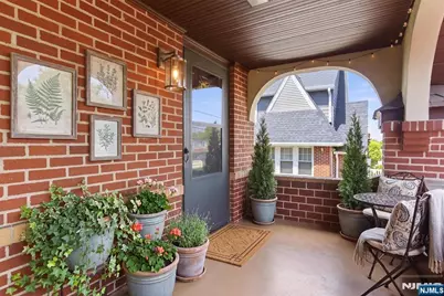 194 Parkway, Maywood, NJ 07607 - Photo 5