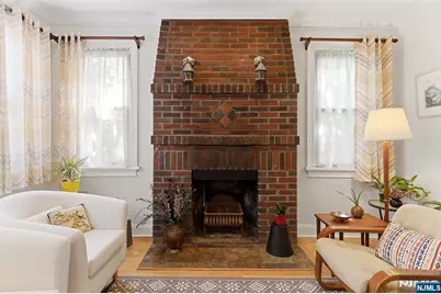 194 Parkway, Maywood, NJ 07607 - Photo 9