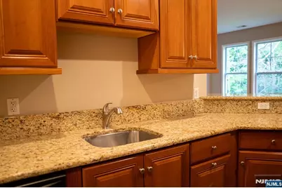 804 River Place, Butler, NJ 07405 - Photo 7