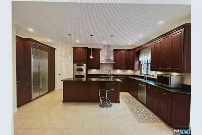 604 Grandview Terrace, Franklin Lakes, NJ 07417 - Photo 9