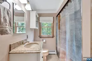 28 Wanamaker Ave, Mahwah, NJ 07430 - Photo 27