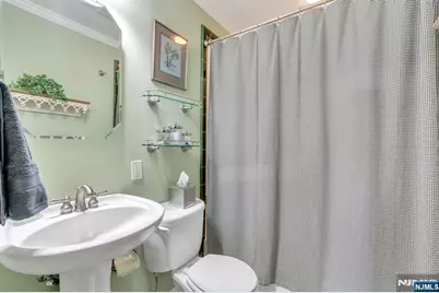 28 Wanamaker Avenue, Mahwah, NJ 07430 - Photo 21