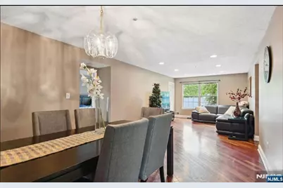 1272 Paddington Road 1272 #1272, Mahwah, NJ 07430 - Photo 3