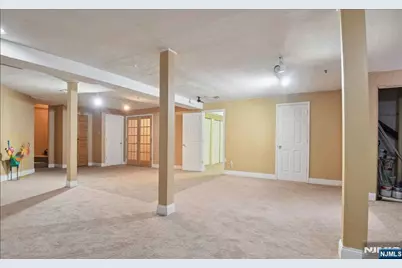 1272 Paddington Road 1272 #1272, Mahwah, NJ 07430 - Photo 9