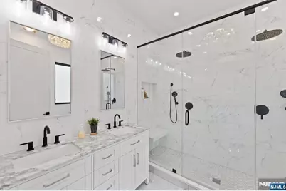 284 Castle Drive, Englewood Cliffs, NJ 07632 - Photo 29