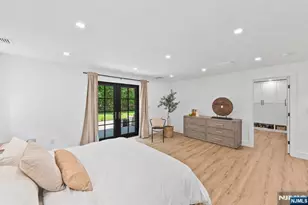 284 Castle Dr, Englewood Cliffs, NJ 07632 - Photo 45