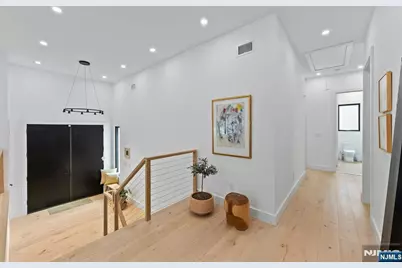 284 Castle Drive, Englewood Cliffs, NJ 07632 - Photo 27