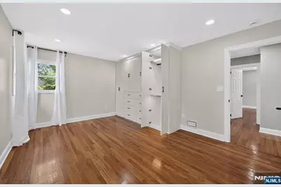 556 Princeton Street, New Milford, NJ 07646 - Photo 19