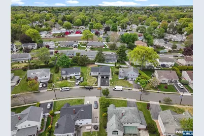 556 Princeton Street, New Milford, NJ 07646 - Photo 45