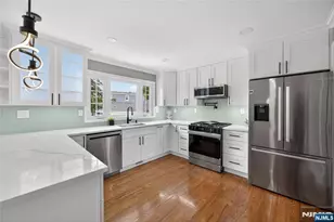 556 Princeton St, New Milford, NJ 07646 - Photo 17