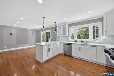 556 Princeton Street, New Milford, NJ 07646 - Photo 15