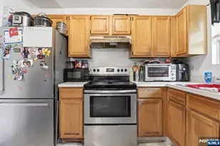 239-40 Th Street C0032, Irvington, NJ 07111 - Photo 7