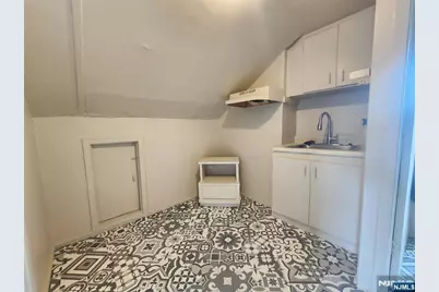 133 Belmont Avenue 2nd &amp; 3rd Fl #2nd &amp; 3rd Fl, Paterson, NJ 07522 - Photo 25