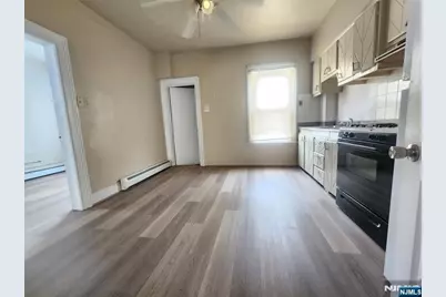 133 Belmont Avenue 2nd &amp; 3rd Fl #2nd &amp; 3rd Fl, Paterson, NJ 07522 - Photo 17