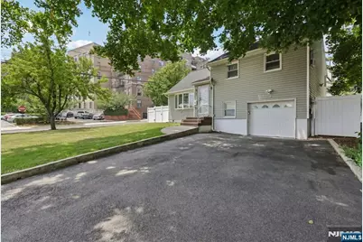 1 Franklin Place, Hackensack, NJ 07601 - Photo 3