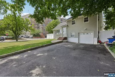 1 Franklin Place, Hackensack, NJ 07601 - Photo 3