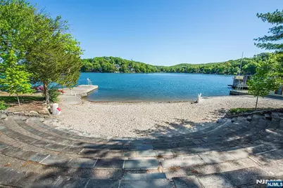 42 Main Beach Road, Ringwood, NJ 07456 - Photo 37