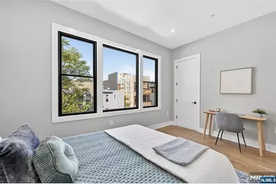 172 Griffith Street 3 #3, Jersey City, NJ 07307 - Photo 27