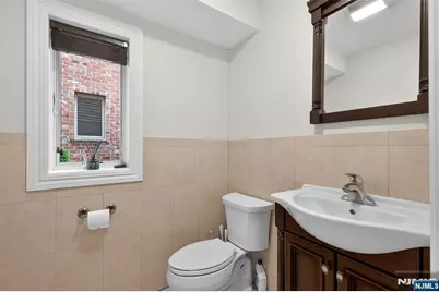 425 Lafayette A #A, Cliffside Park, NJ 07010 - Photo 11