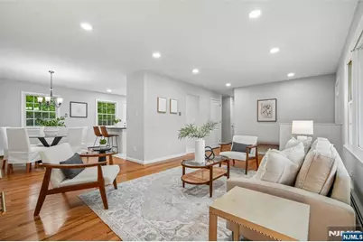 900 Hillsdale Avenue, Hillsdale, NJ 07642 - Photo 5
