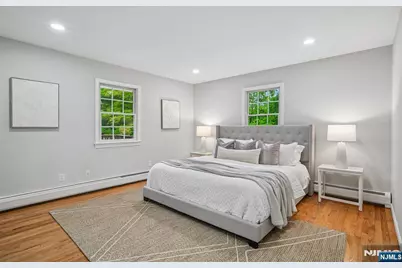 900 Hillsdale Avenue, Hillsdale, NJ 07642 - Photo 15