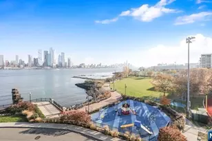150 Henley Pl, Weehawken, NJ 07086 - Photo 19