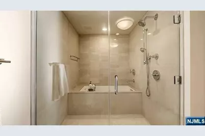 150 Henley Place, Weehawken, NJ 07086 - Photo 29
