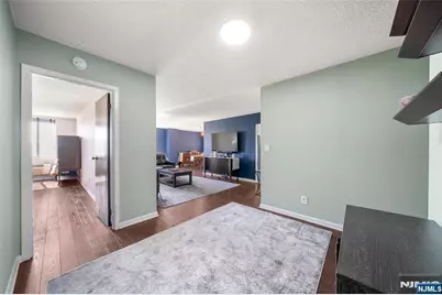 160 Overlook Avenue 2C #2C, Hackensack, NJ 07601 - Photo 11