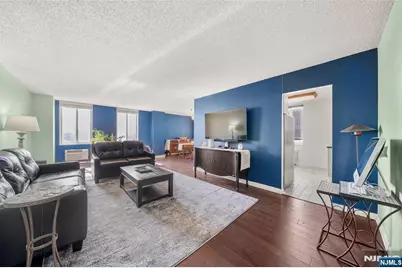 160 Overlook Avenue 2C #2C, Hackensack, NJ 07601 - Photo 7
