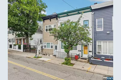90 Hackensack, Weehawken, NJ 07086 - Photo 3