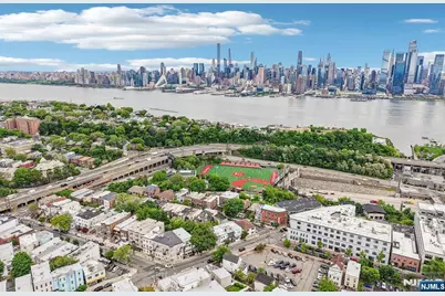 90 Hackensack, Weehawken, NJ 07086 - Photo 35