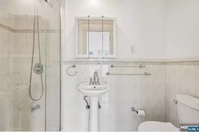 90 Hackensack, Weehawken, NJ 07086 - Photo 17