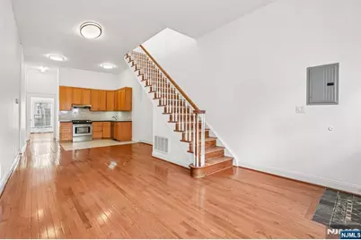 90 Hackensack, Weehawken, NJ 07086 - Photo 7