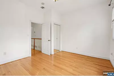 90 Hackensack, Weehawken, NJ 07086 - Photo 23