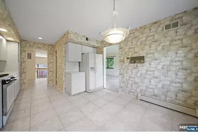 31 Berkeley Court 31D #31D, Washington Township, NJ 07676 - Photo 19