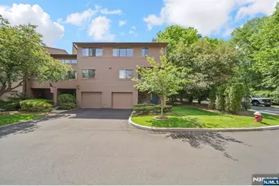 31 Berkeley Court 31D #31D, Washington Township, NJ 07676 - Photo 3