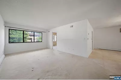 31 Berkeley Court 31D #31D, Washington Township, NJ 07676 - Photo 15