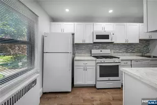 90 Tracey Pl H-1, Englewood, NJ 07631 - Photo 3