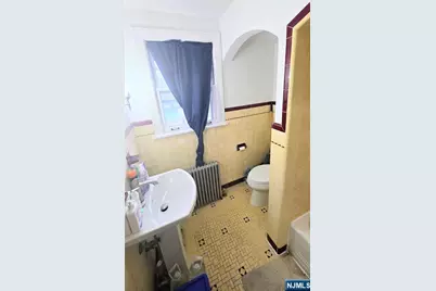 512-514 2nd Avenue 3 #3, Lyndhurst Township, NJ 07071 - Photo 13