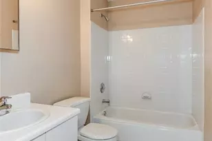 2055 Charles Ct, Mahwah, NJ 07430 - Photo 9