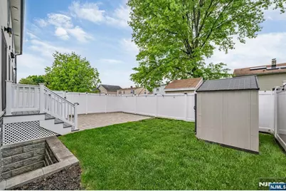 139 Philip, Elmwood Park, NJ 07407 - Photo 35